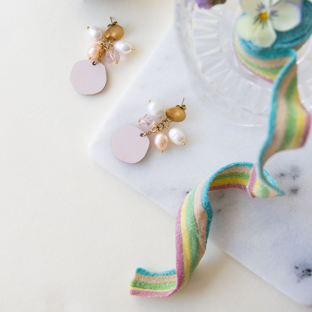 BAILA KORVIKSET - hattara/helmi