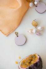 BAILA KORVIKSET - hattara/helmi