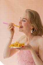 BAILA KORVIKSET - hattara/helmi