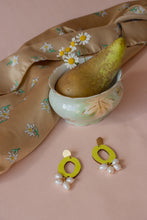 VAU KORVIKSET - neon/helmi