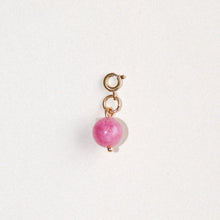 MON BAR - bubblegum charm (gold)